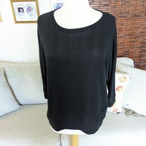 Simply Vera.  Top.  A18